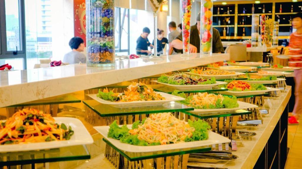 Le Hoang Beach Hotel Danang Bagian luar foto